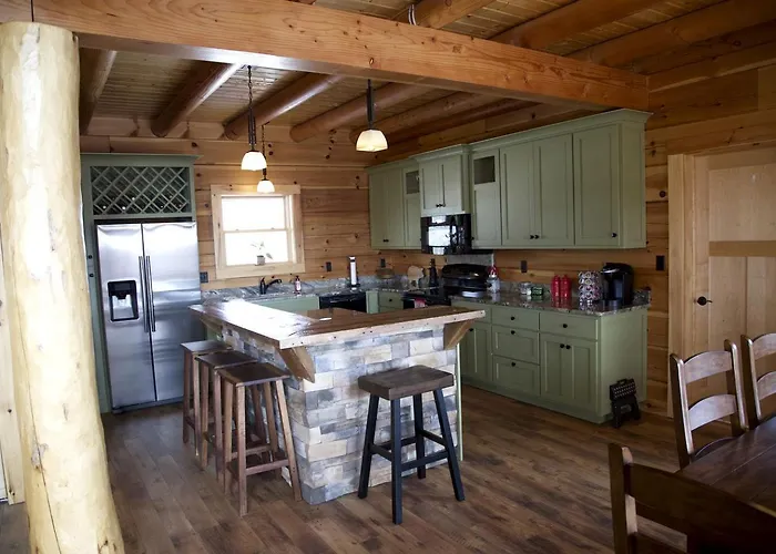 Holiday home Stunning Private Getaway With Gorgeous Fireplace Near Quincy, Illinois