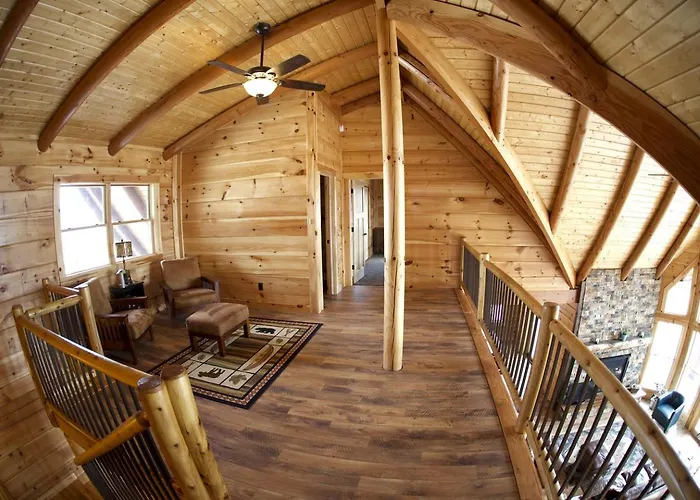 Stunning Private Getaway With Gorgeous Fireplace Near Quincy, Illinois * Loraine